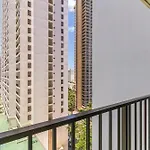Tower 2 Suite 1208 -Qqe Condo